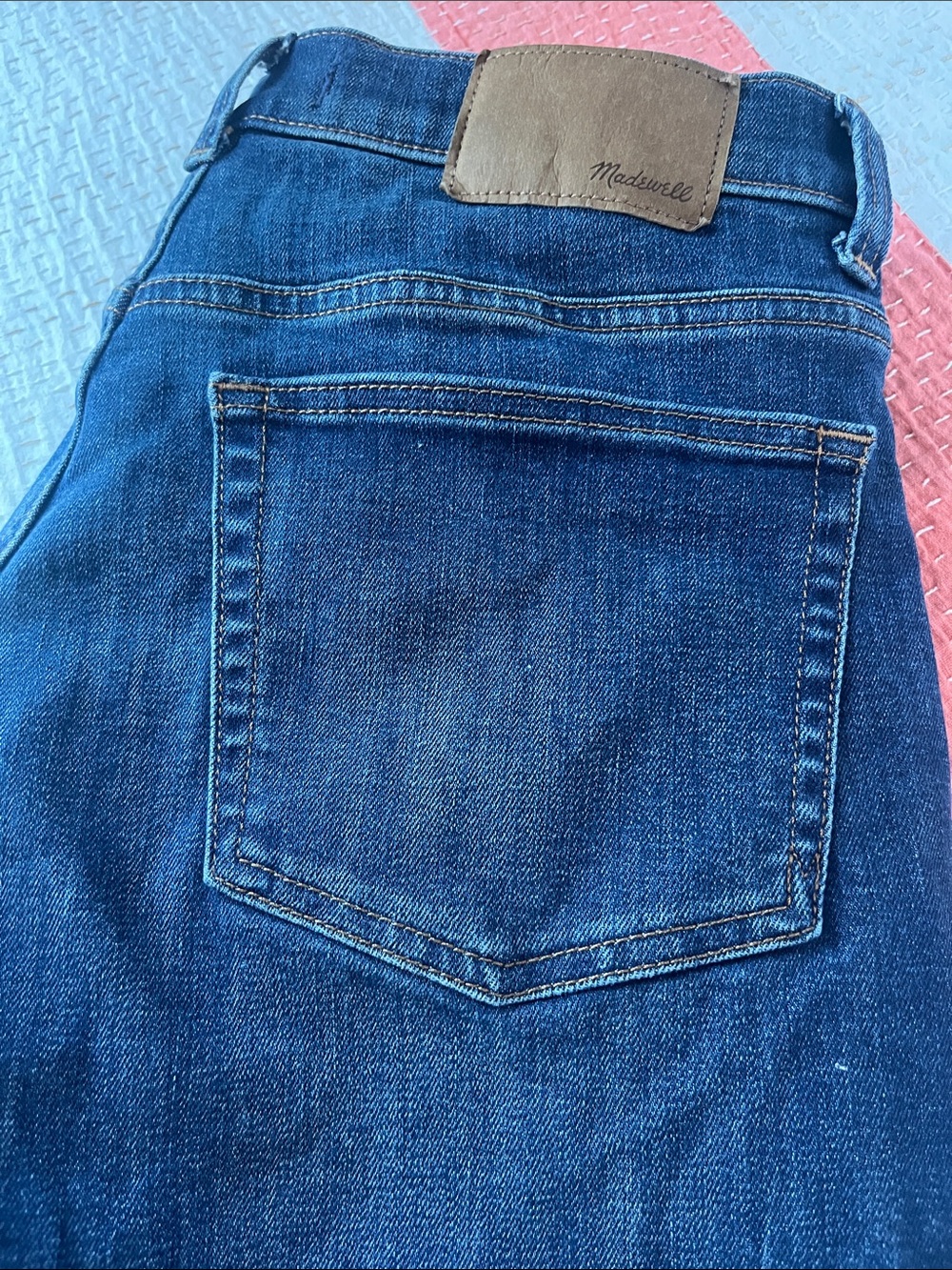 Madewell Athletic Slim Jeans: COOLMAX®
Denim Edition